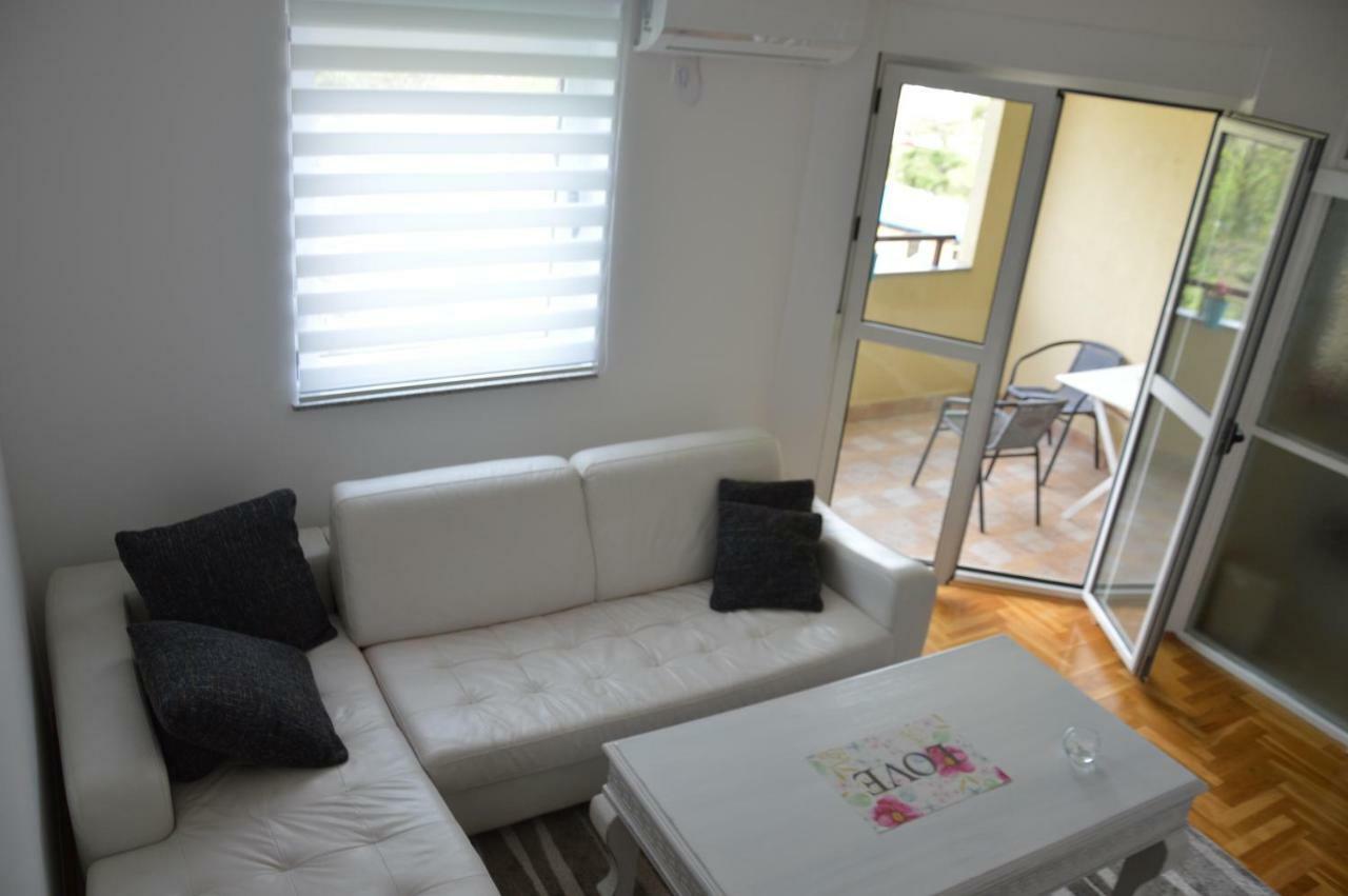 Apartman Biser Appartement Trebinje Buitenkant foto